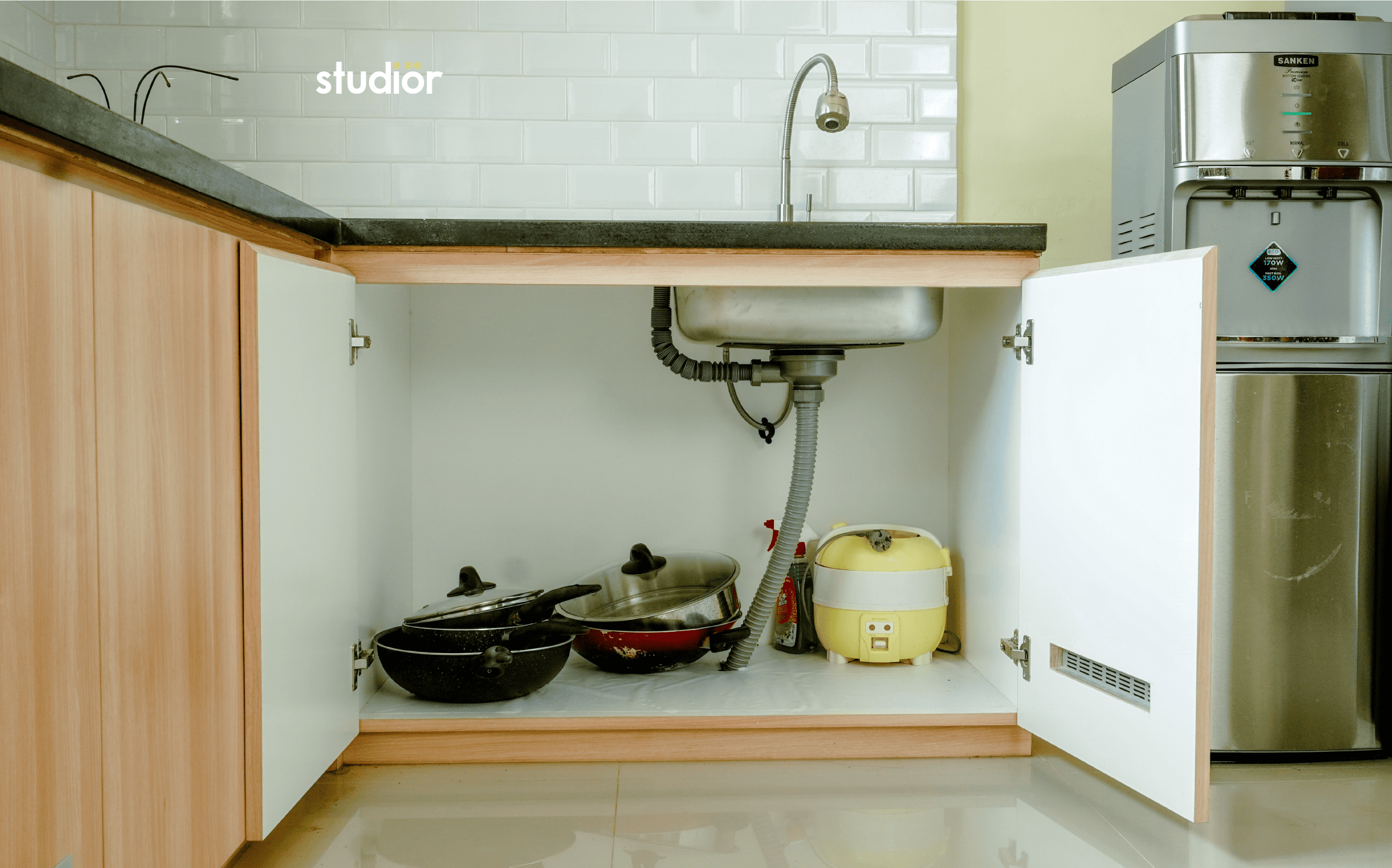 Scandinavian Compact Kitchen - Image 3